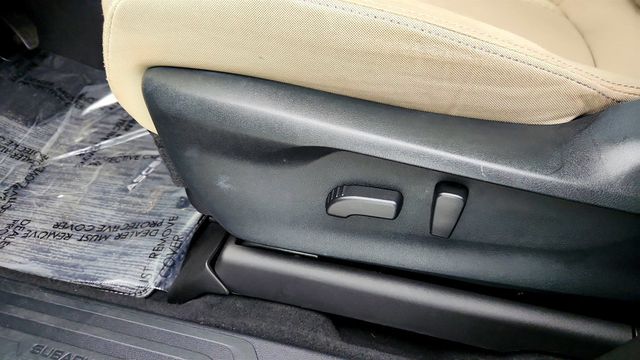 2022 Subaru Ascent Premium, 8-Seater w/ Convenience Package - 23005695 - 10