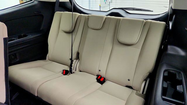 2022 Subaru Ascent Premium, 8-Seating with Convenience Package - 22982770 - 21