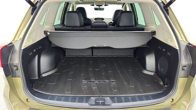2022 Subaru Forester Limited CVT with Navigation, harman/kardon, RAB & Heated SW Pkg - 22963629 - 22
