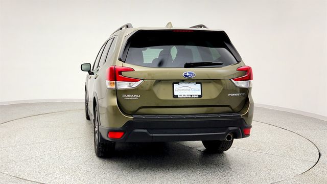 2022 Subaru Forester Limited CVT with Navigation, harman/kardon, RAB & Heated SW Pkg - 22975894 - 5