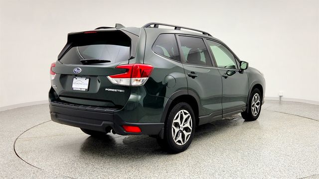 2022 Subaru Forester Premium CVT with Blind Spot Detection, RCTA & Power Rear Gate - 22977744 - 4