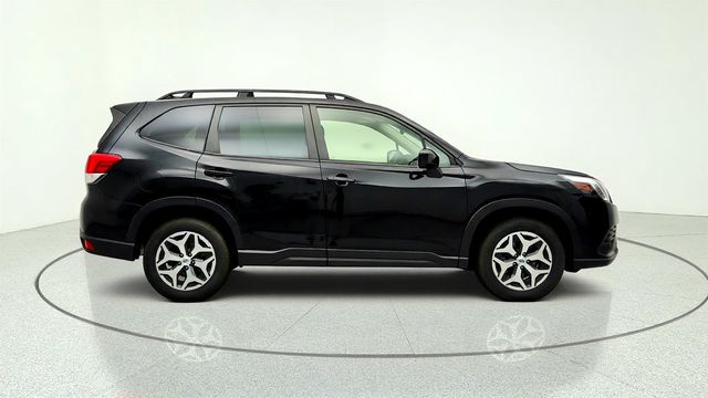 2022 Subaru Forester Premium CVT with Blind Spot Detection, RCTA & Power Rear Gate - 23028916 - 3