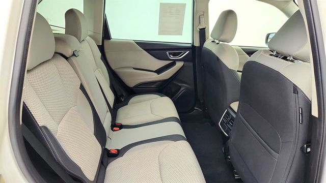 2022 Subaru Forester Premium CVT with Popular Package #1 - 23017534 - 22