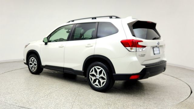 2022 Subaru Forester Premium CVT with Popular Package #1 - 23017534 - 6
