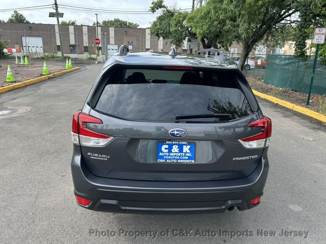 2022 Subaru Forester PREMIUM PKG, PANO ROOF, LANE DEPARTURE! - 23075240 - 12