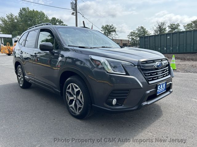2022 Subaru Forester PREMIUM PKG, PANO ROOF, LANE DEPARTURE! - 23075240 - 4