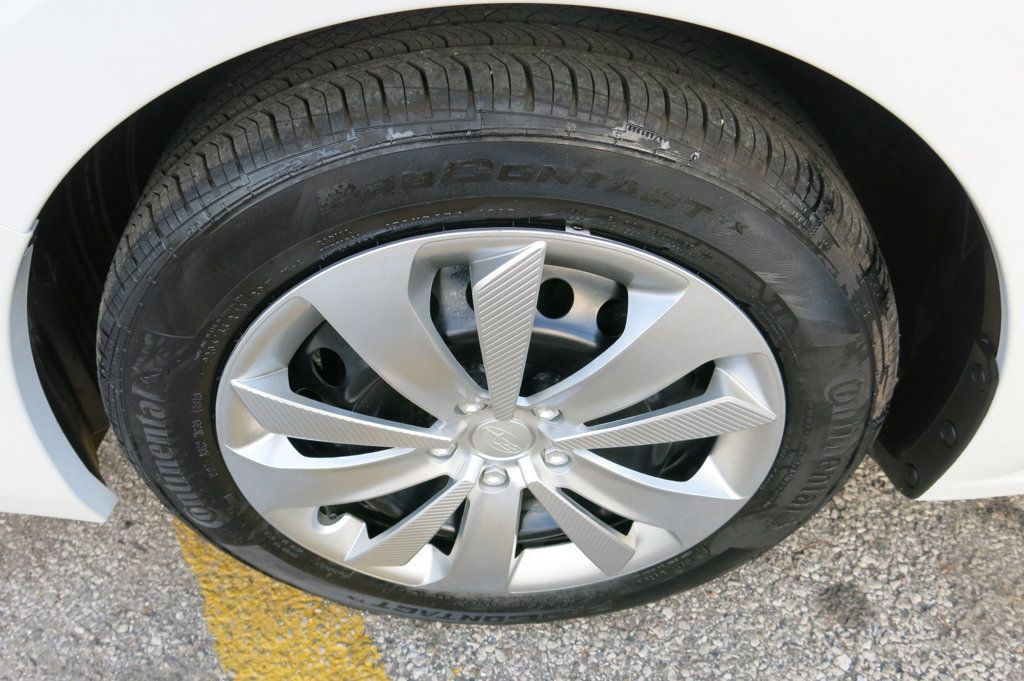 2022 Subaru Impreza 5-door CVT - 23065391 - 31