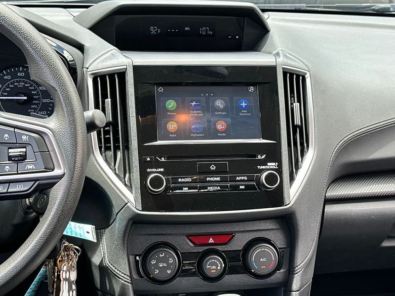2022 Subaru Impreza Premium photo 14