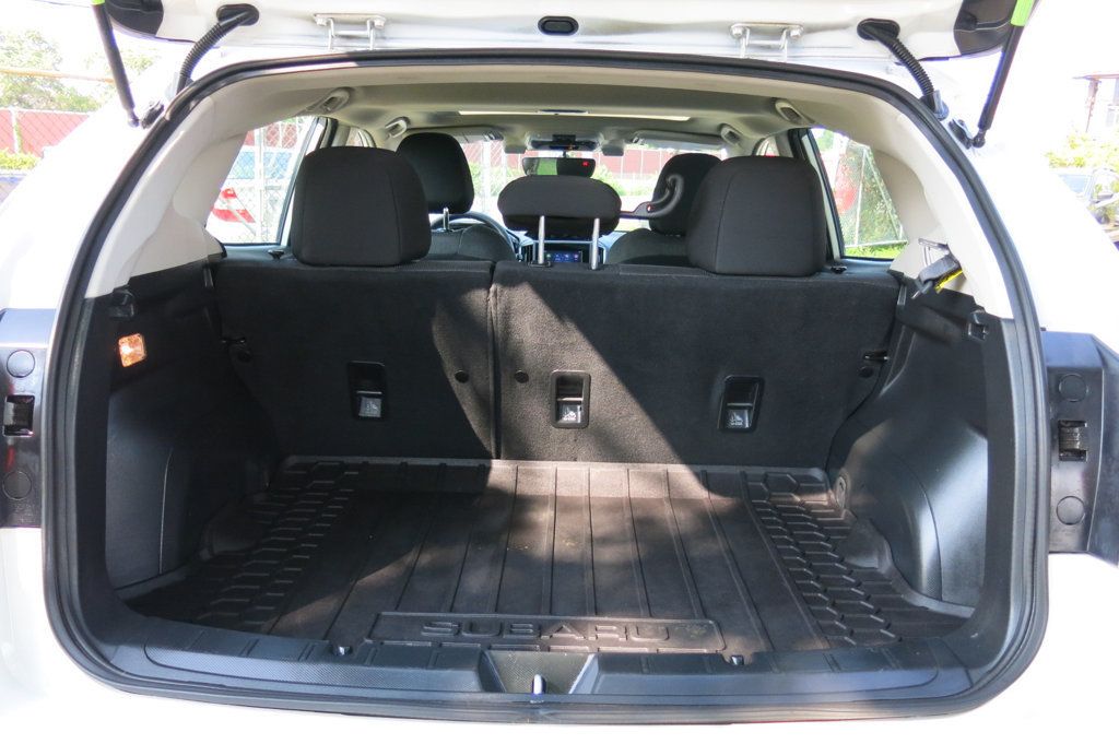 2022 Subaru Impreza Premium photo 11