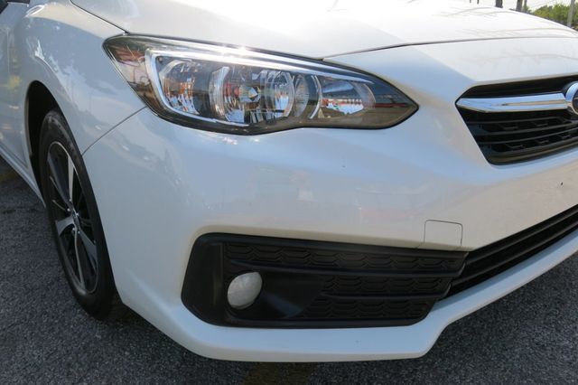 2022 Subaru Impreza Premium 5-door CVT - 22901431 - 37