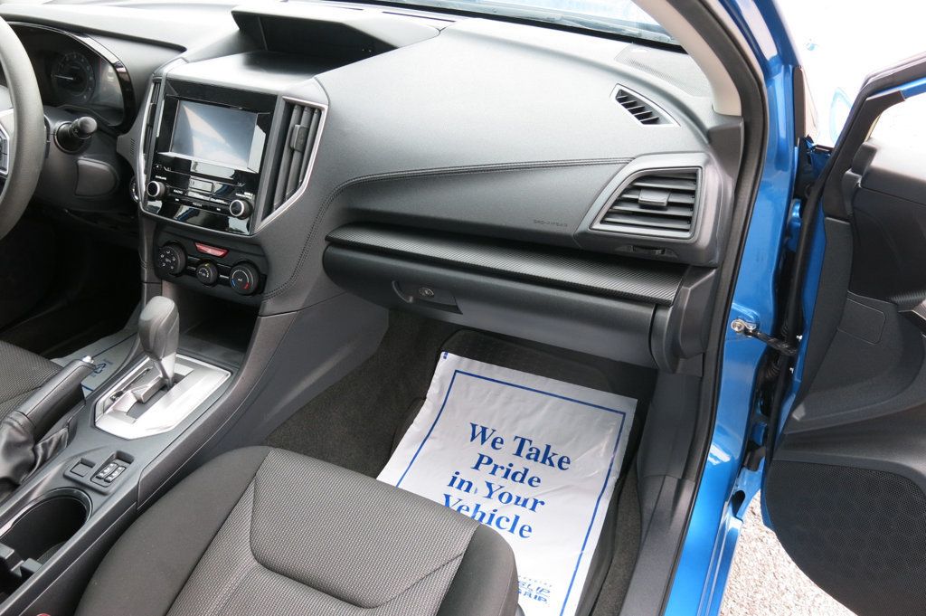 2022 Subaru Impreza Premium 5-door CVT - 23061850 - 11
