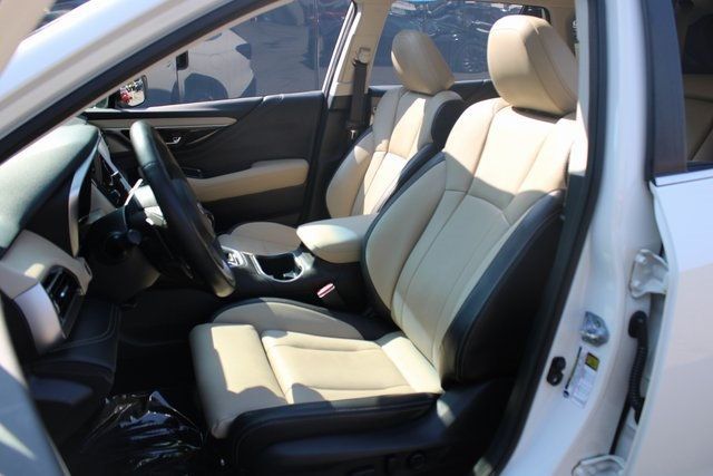 2022 Subaru Outback Limited photo 16