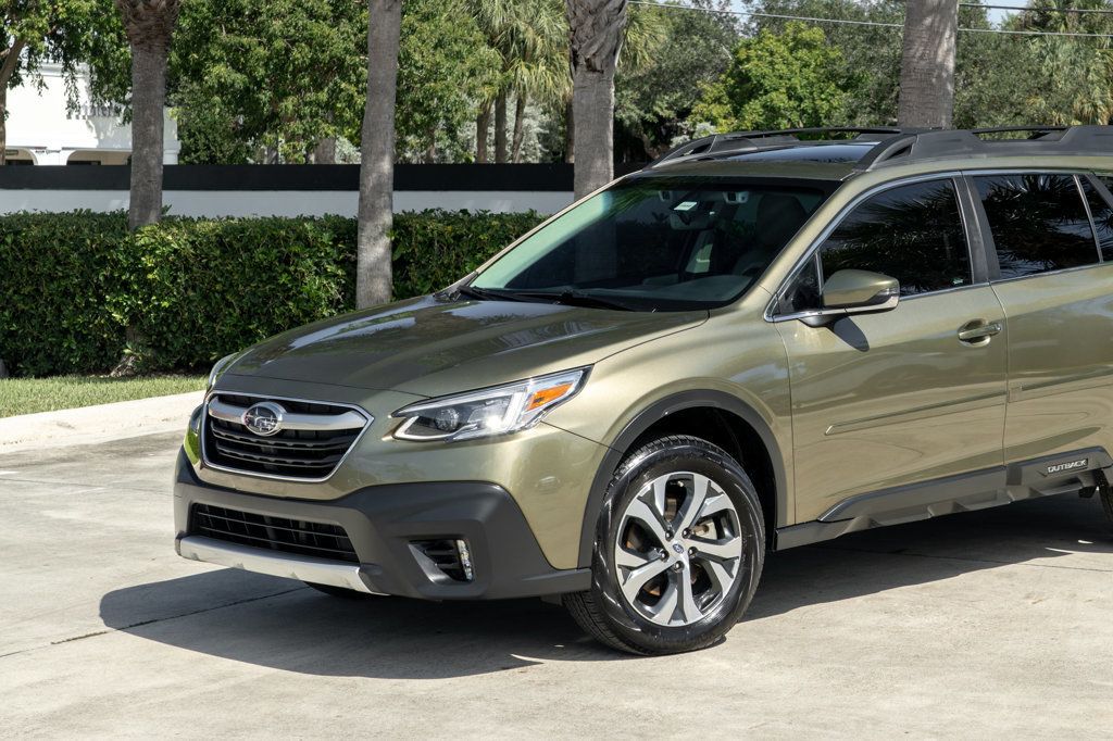 2022 Subaru Outback Limited photo 2