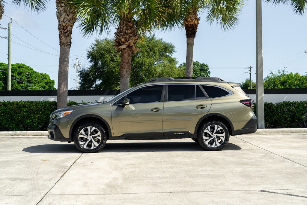 2022 Subaru Outback Limited photo 3