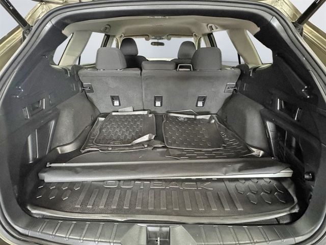 2022 Subaru Outback Premium CVT - 22956276 - 16