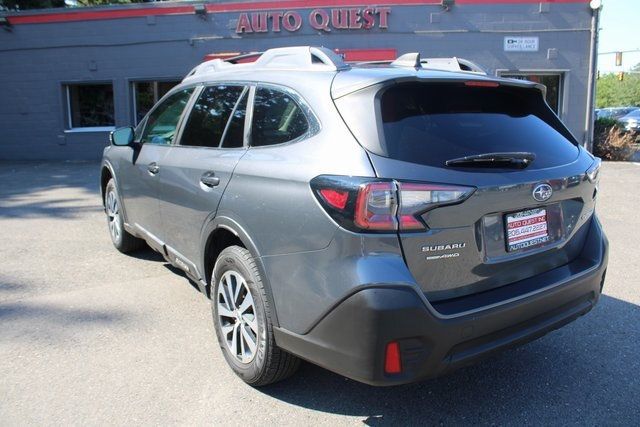 2022 Subaru Outback Premium photo 4