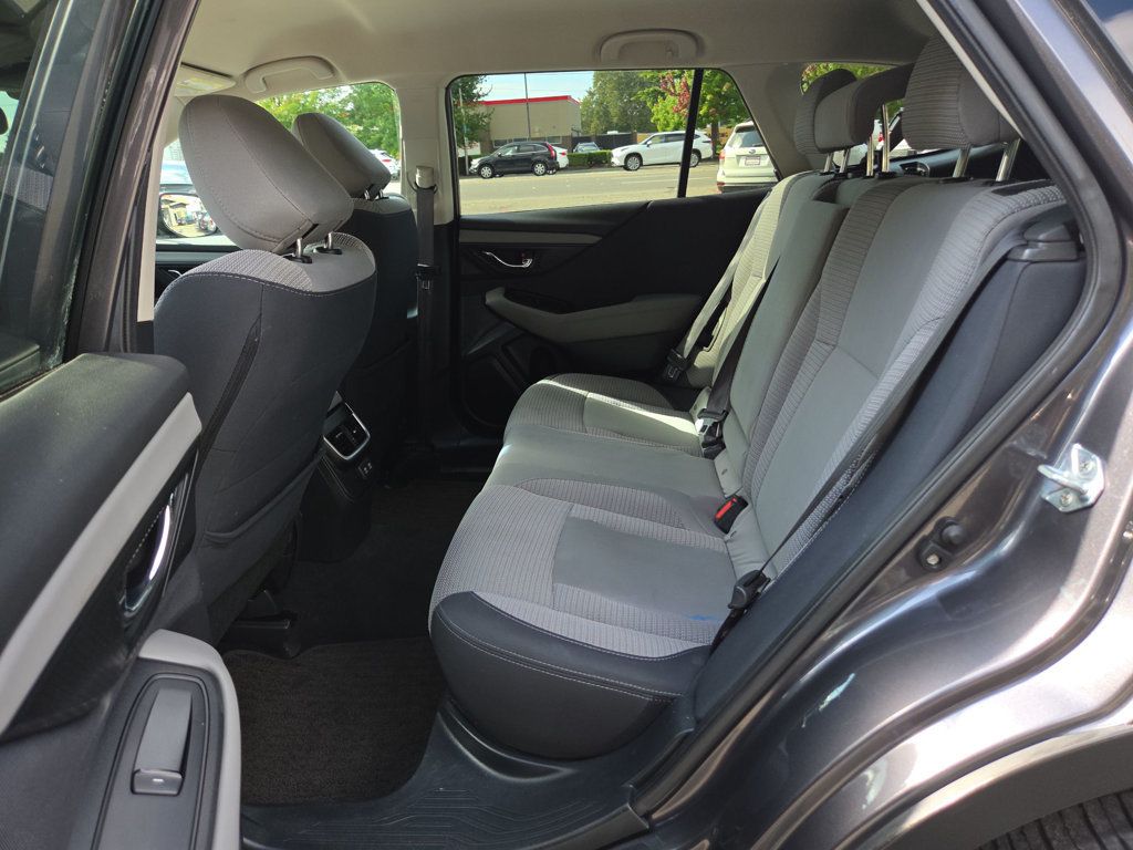 Subaru Outback photo 10