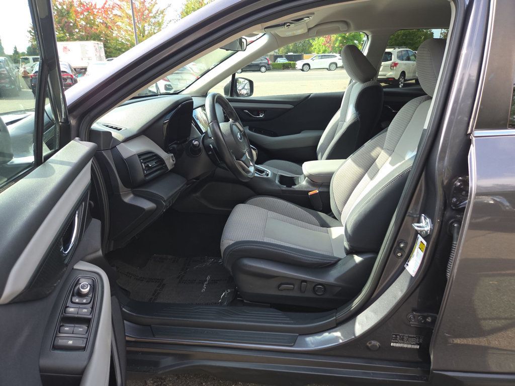 Subaru Outback photo 9