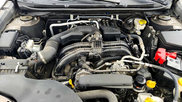 2022 Subaru Outback Premium CVT w/ Option Package 15, Navigation & Power Moonroof - 23039978 - 24
