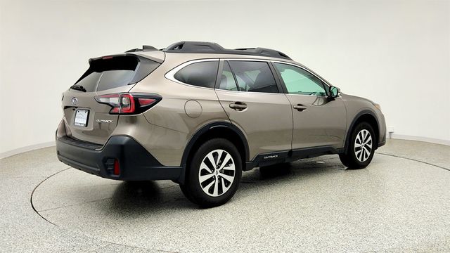 2022 Subaru Outback Premium CVT w/ Option Package 15, Navigation & Power Moonroof - 23039978 - 4