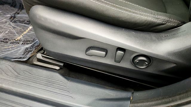 2022 Subaru Outback Premium CVT w/ Power Moonroof, BSD, RCTA, Keyless Access Package - 22971767 - 11