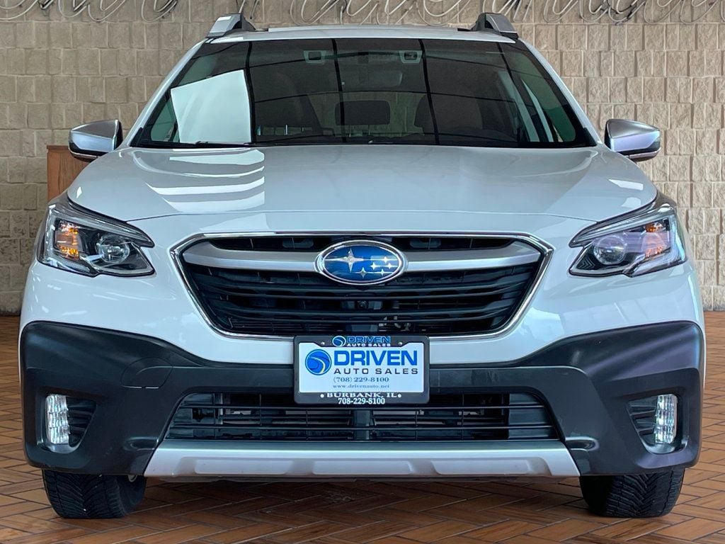 2022 Subaru Outback Touring XT photo 2