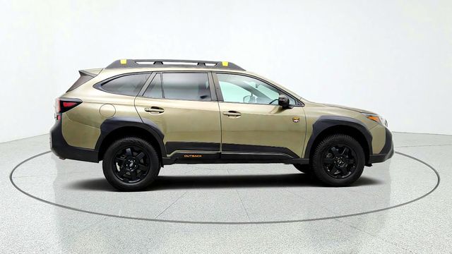 2022 Subaru Outback Wilderness CVT w/ Power Moonroof & Navigation - 23086164 - 3