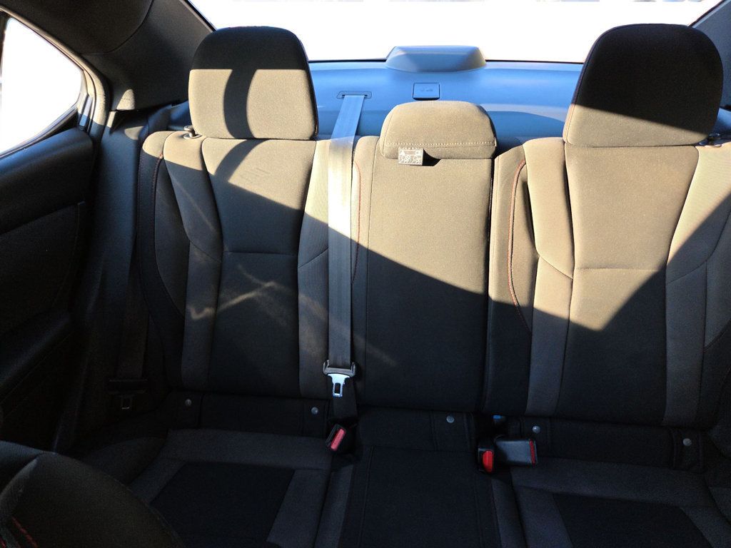 Subaru WRX photo 13