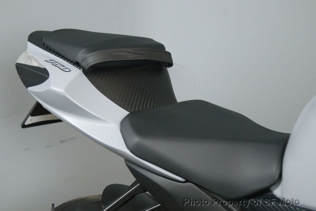 2022 Suzuki GSX-R750 Only 973 Miles! - 23053322 - 38