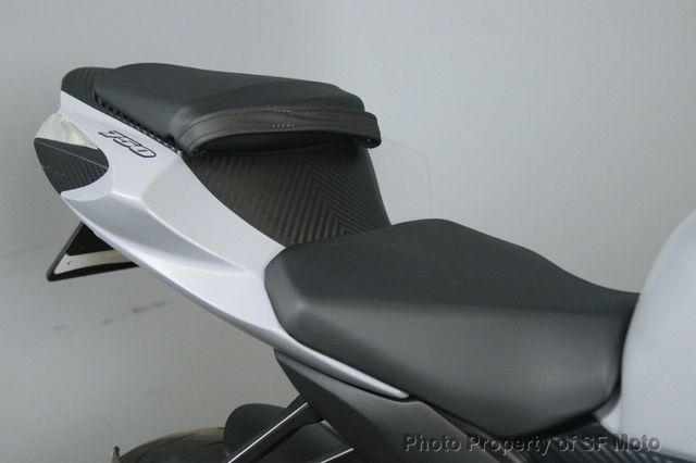 2022 Suzuki GSX-R750 Only 973 Miles! - 23053322 - 38