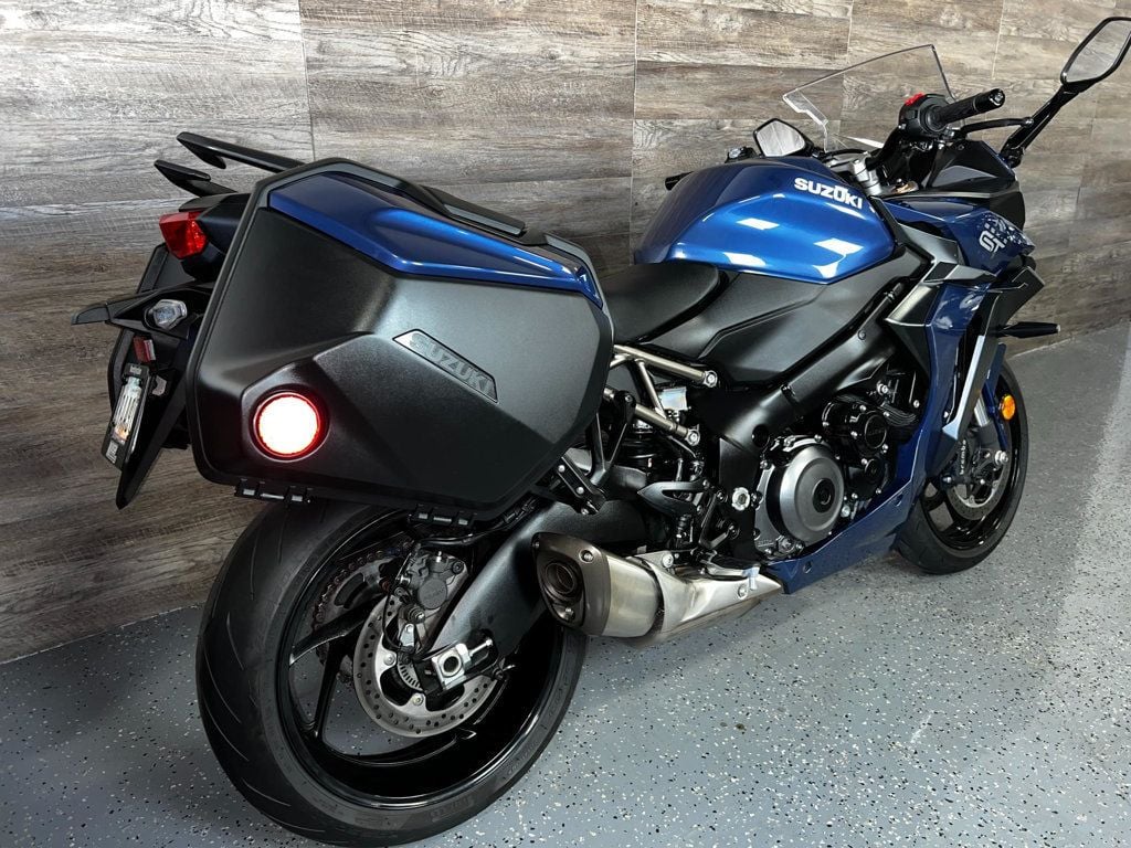 2022 Suzuki GSX-S 1000GT+ SUPER CLEAN! - 22655618 - 2