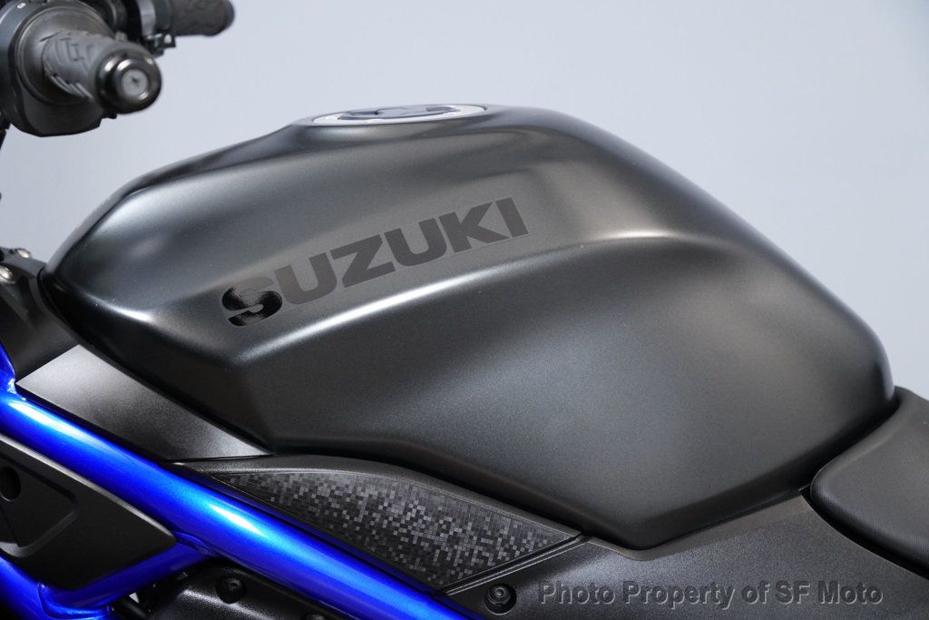 2022 Suzuki SV650 1 Owner, 3994Mi - 23070250 - 33