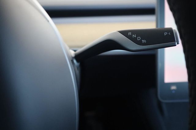 2022 Tesla Model 3 Long Range - 23085034 - 34