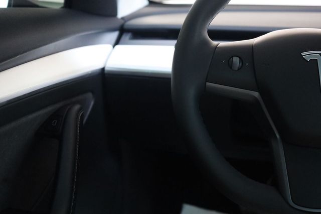 2022 Tesla Model 3 Long Range - 23085922 - 30