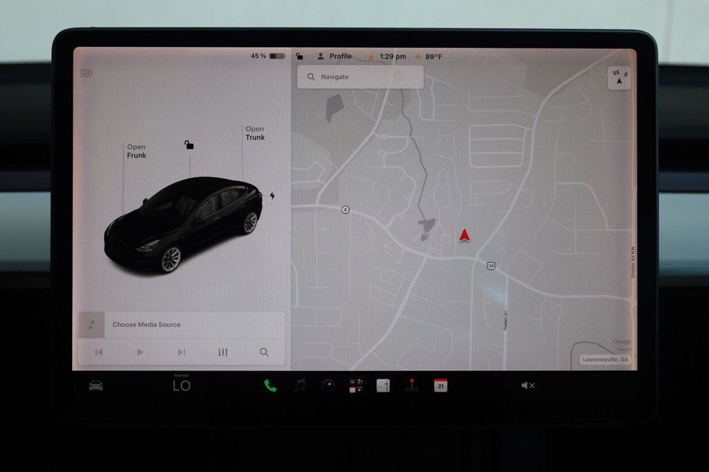 Tesla Model 3 photo 38