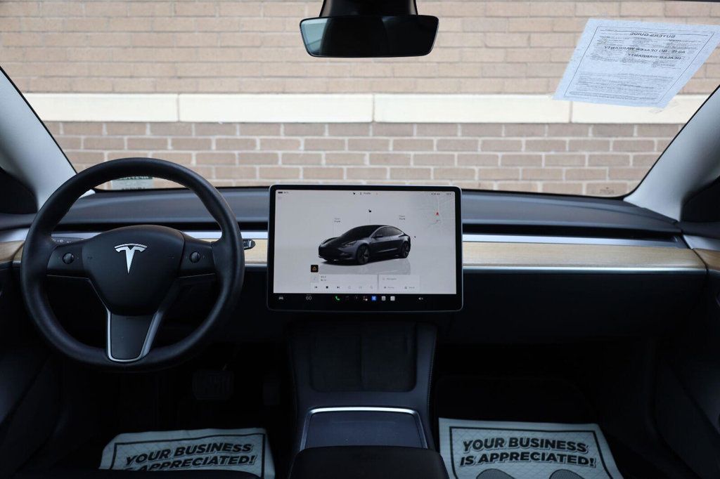 Tesla Model 3 photo 29