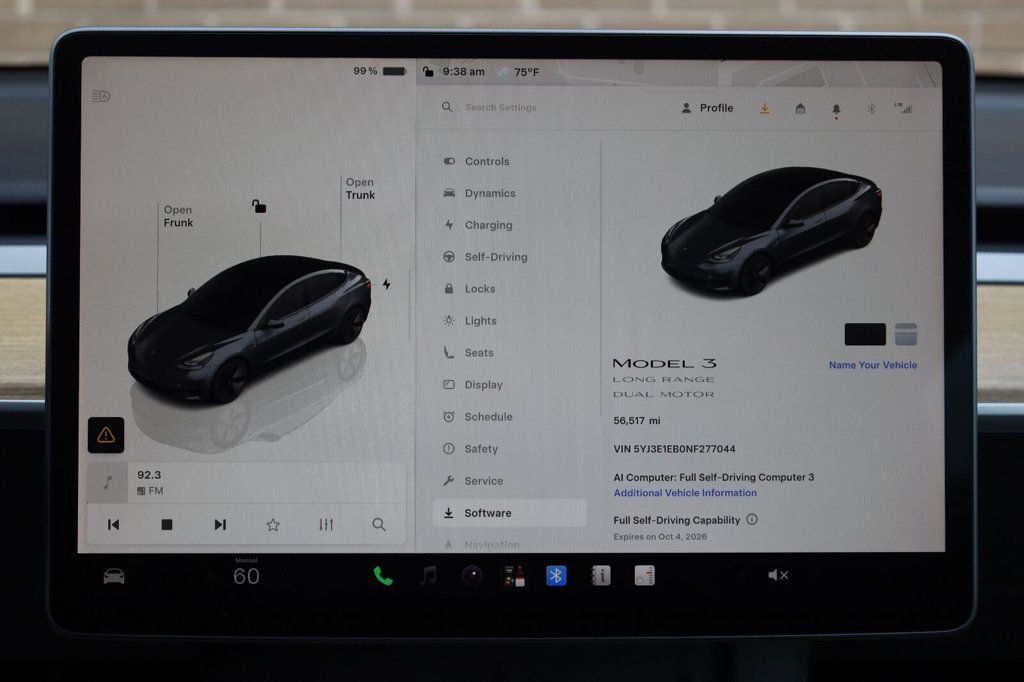 Tesla Model 3 photo 46