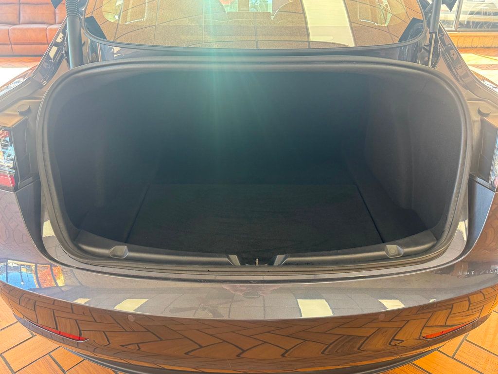 2022 Tesla Model 3 Long Range AWD - 22945379 - 18