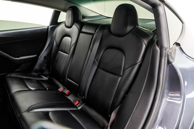 2022 Tesla Model 3 Long Range - Photo 13