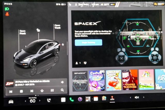 2022 Tesla Model 3 Long Range - Photo 24