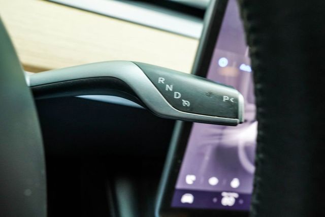 2022 Tesla Model 3 Long Range - Photo 30