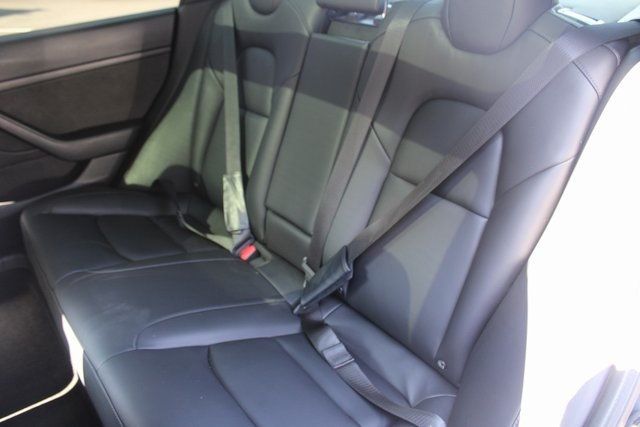 2022 Tesla Model 3 Long Range photo 15