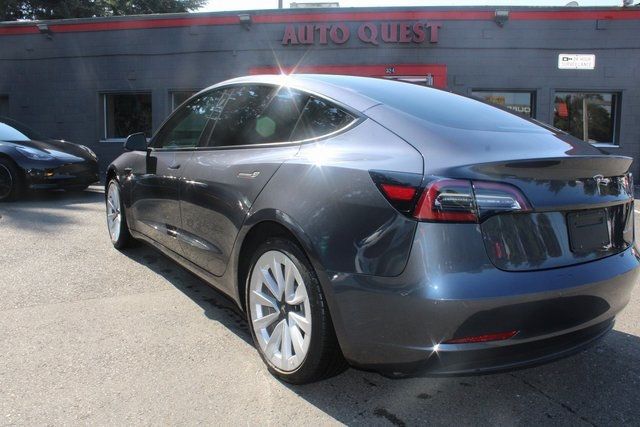2022 Tesla Model 3 Long Range photo 5