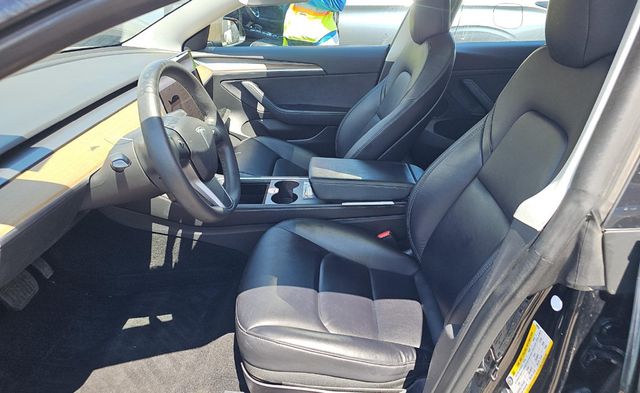 2022 Tesla Model 3 Long Range AWD - 22946362 - 4