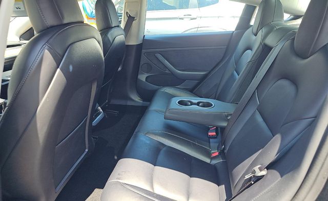 2022 Tesla Model 3 Long Range AWD - 22946362 - 5