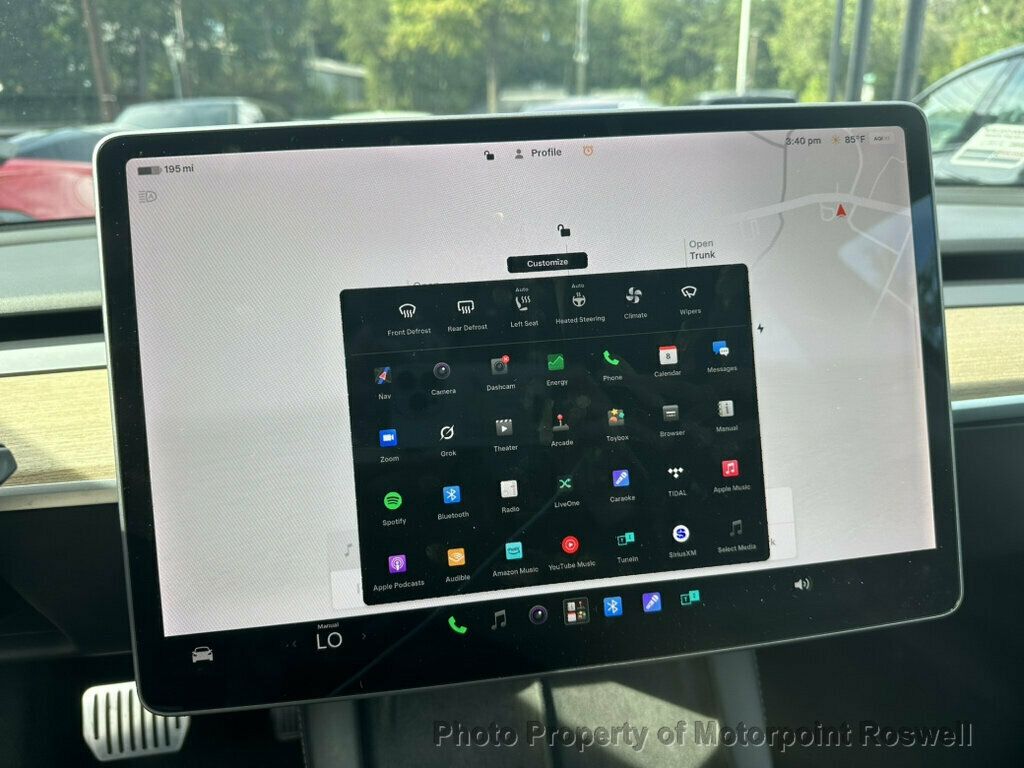 Tesla Model 3 photo 12