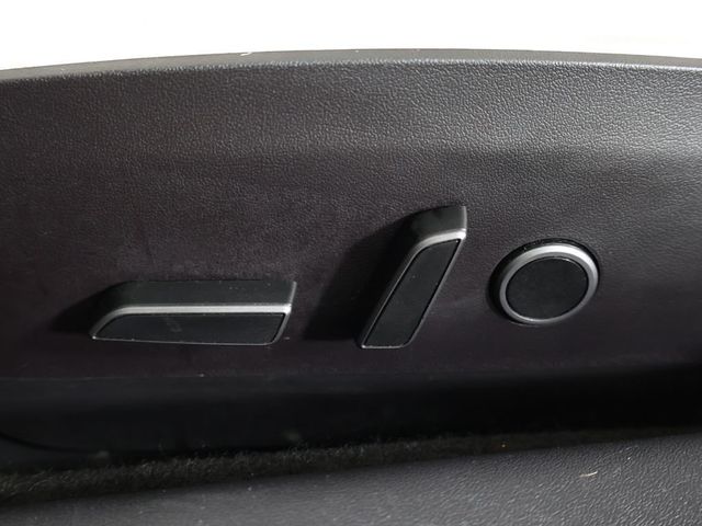 2022 Tesla Model 3 Long Range AWD - 23029055 - 34