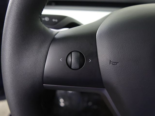 2022 Tesla Model 3 Long Range AWD - 23029055 - 42