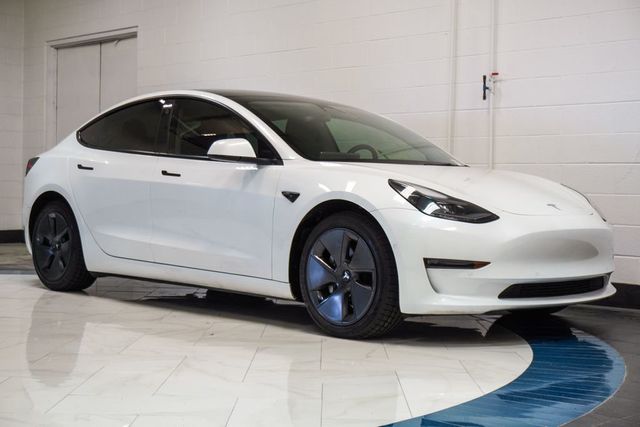 2022 Tesla Model 3 Long Range Dual Motor All-Wheel Drive's photo