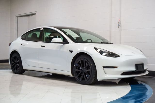 2022 Tesla Model 3 Long Range AWD - 23052903 - 4